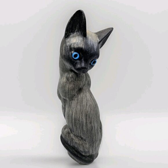 Vintage Blue Eyed Siamese Cat Statue MCM Handpainted Boo Boo Kitty Feline Retro - Picture 1 of 11